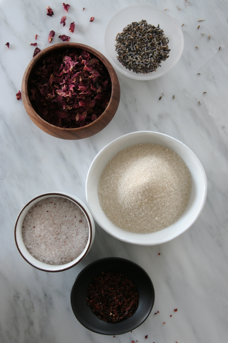 Lavender & Rose hip sugar body polish