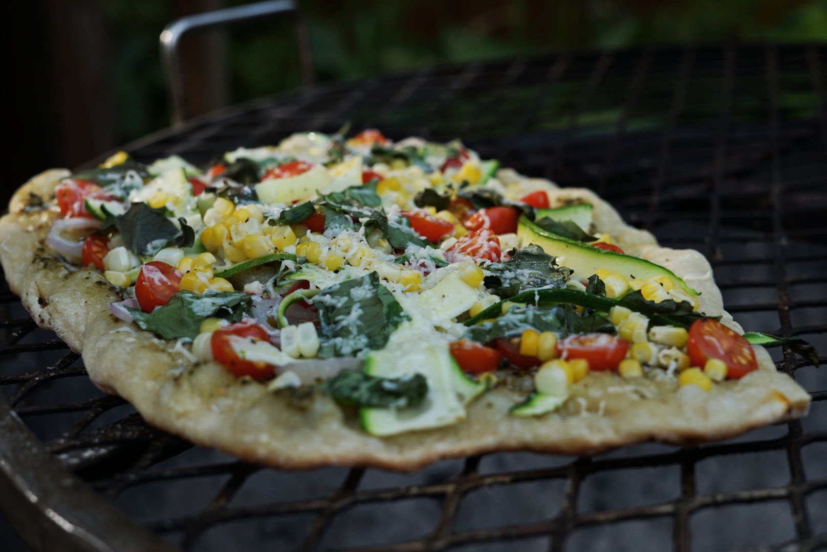 Summer Pizzas On the Grill